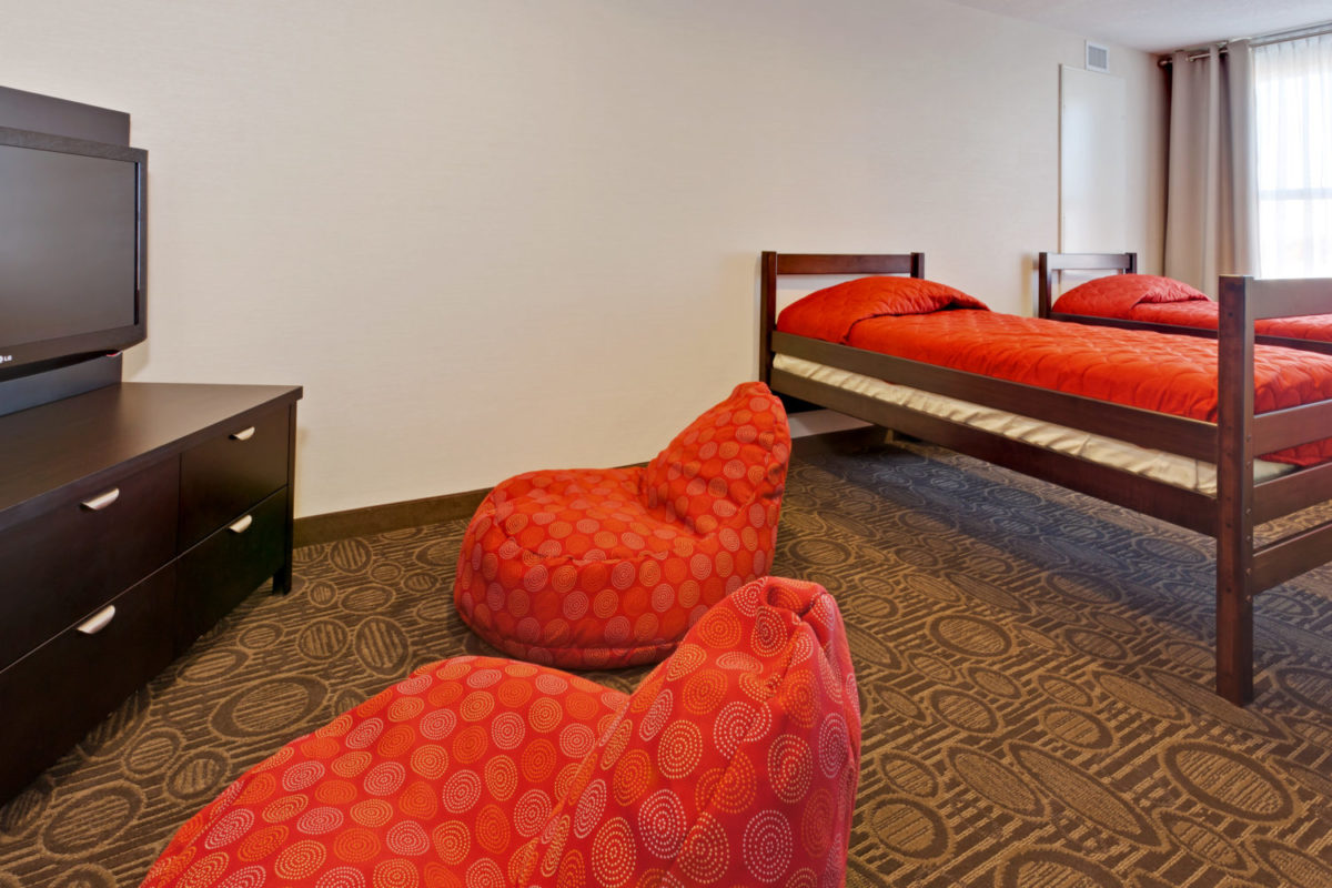 Promo [90% Off] Holiday Inn Hotel Suites Red Deer | Hotel ...