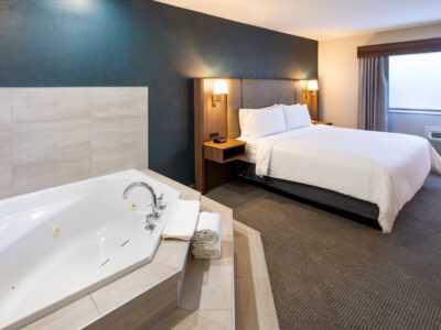 King Suite with Jetted Tub